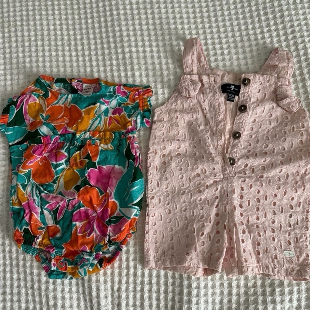 Baby clothes bundle 0-3 months 7 items